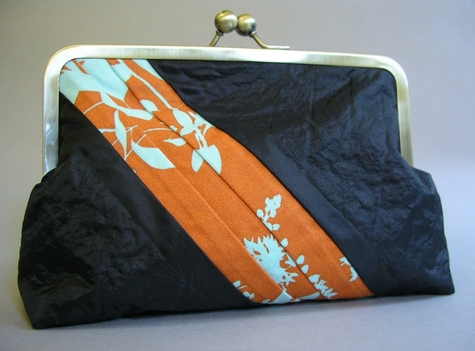 Bellaorangeblack1_large