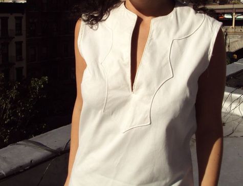 White_shirt_1_large